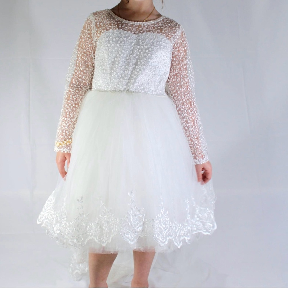 Tail dress